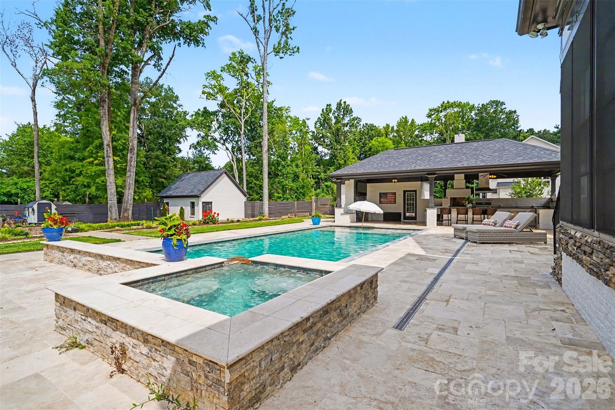 The Oaks at Camden - Residential