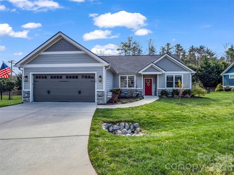 128 Shoeing Box Way Hendersonville NC 28792