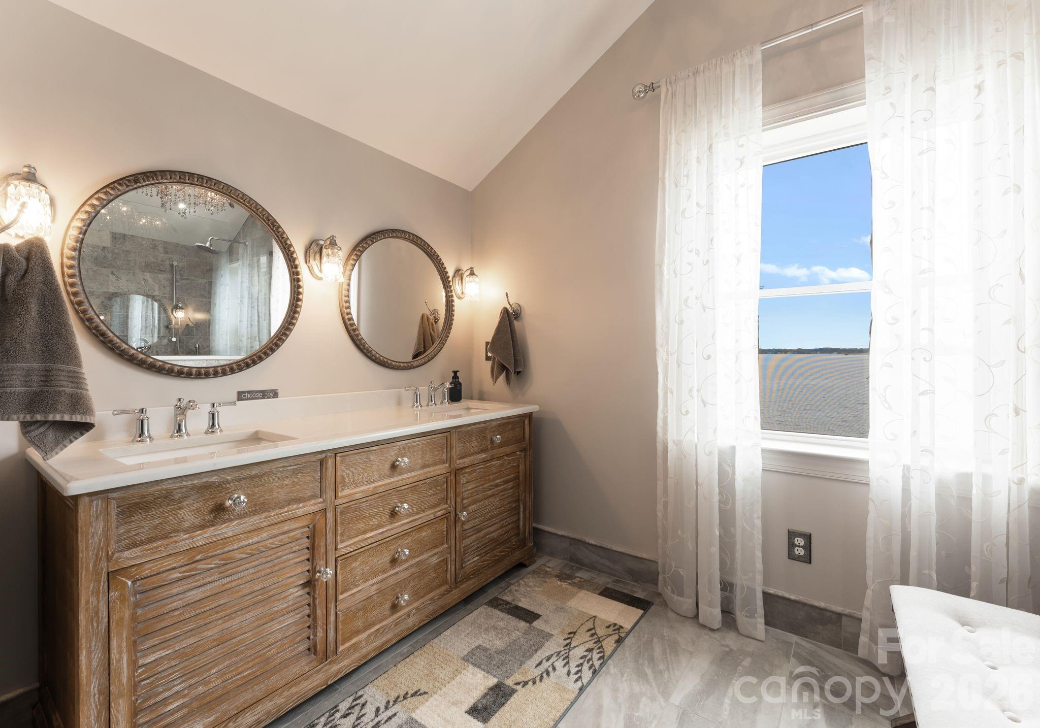 Island Forest - Residential