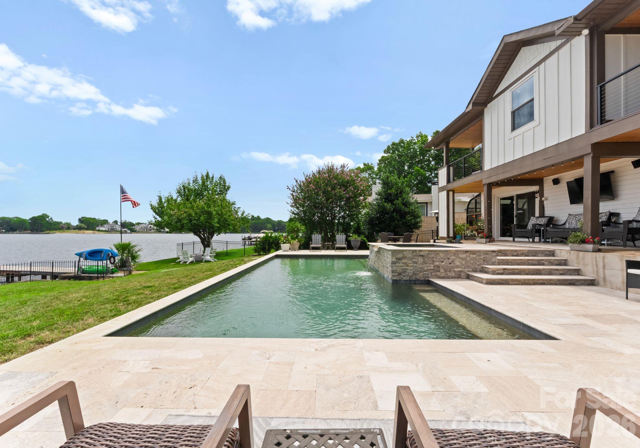 Island Forest - Residential