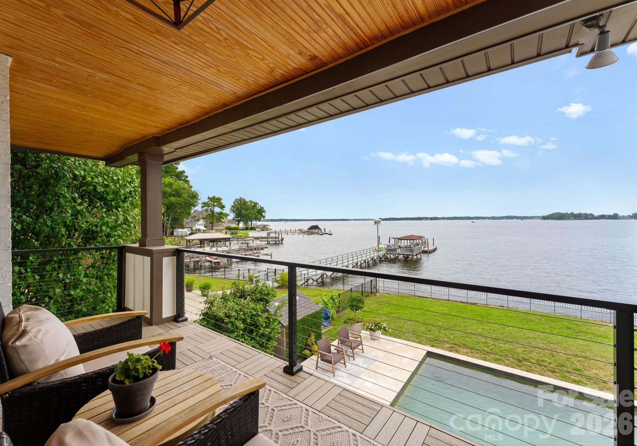 Island Forest - Residential