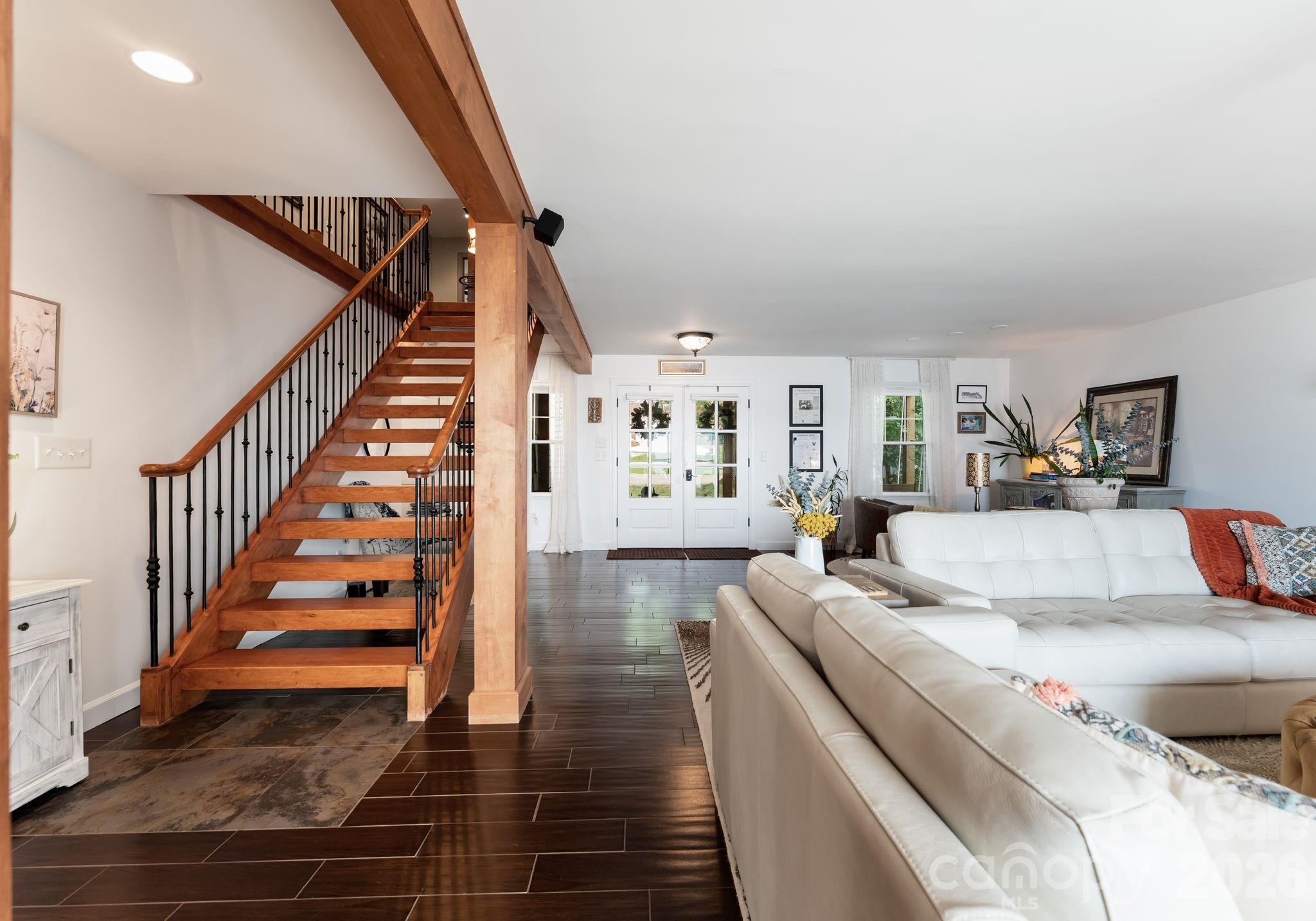 Island Forest - Residential