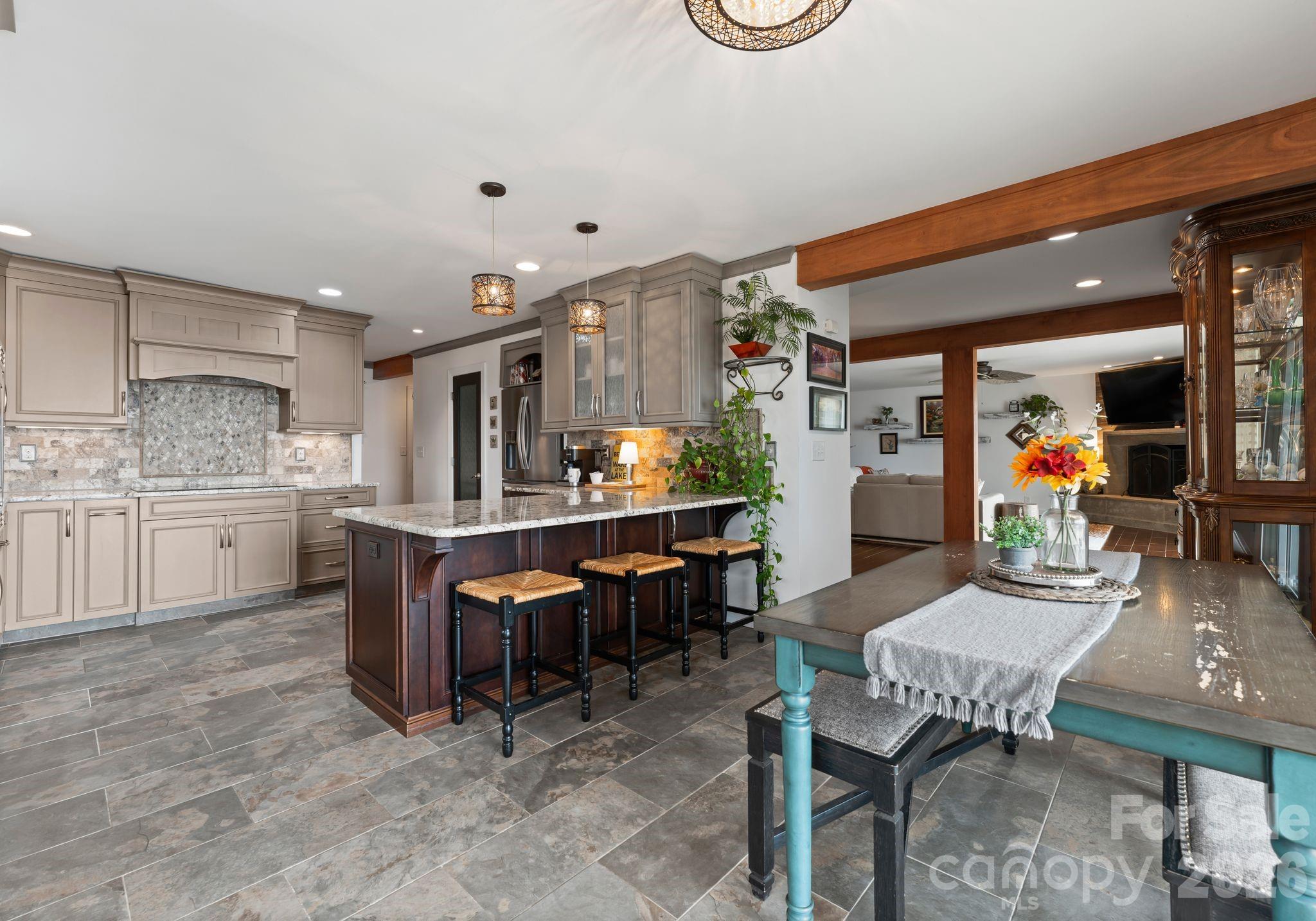 Island Forest - Residential