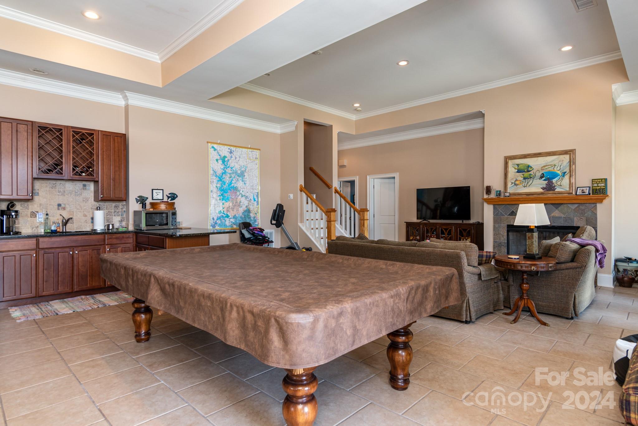 Pinnacle Shores - Residential