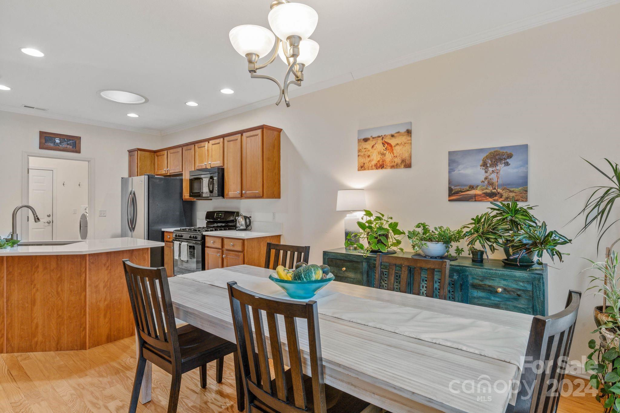 Mayfair Glen - Residential