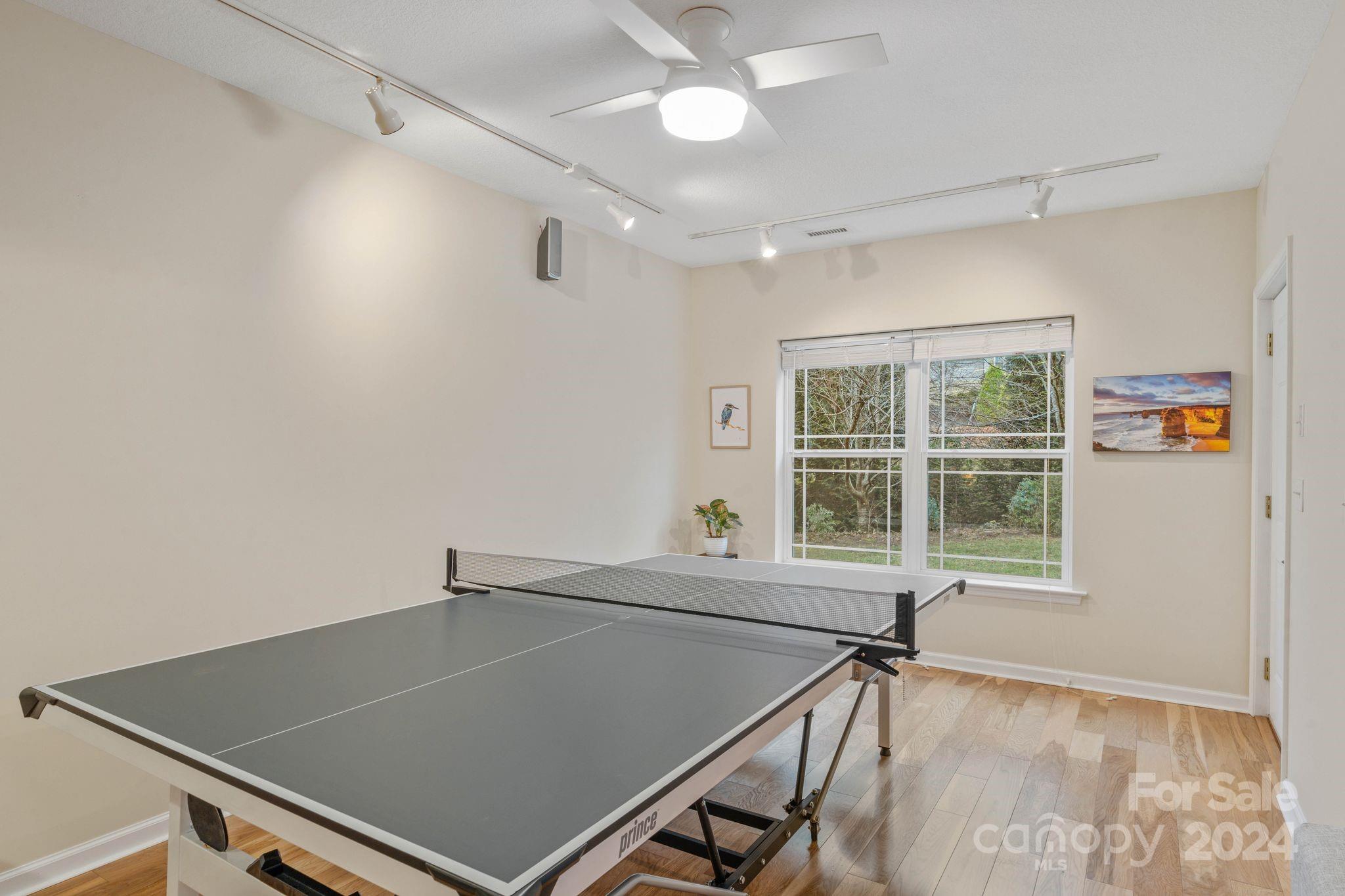 Mayfair Glen - Residential