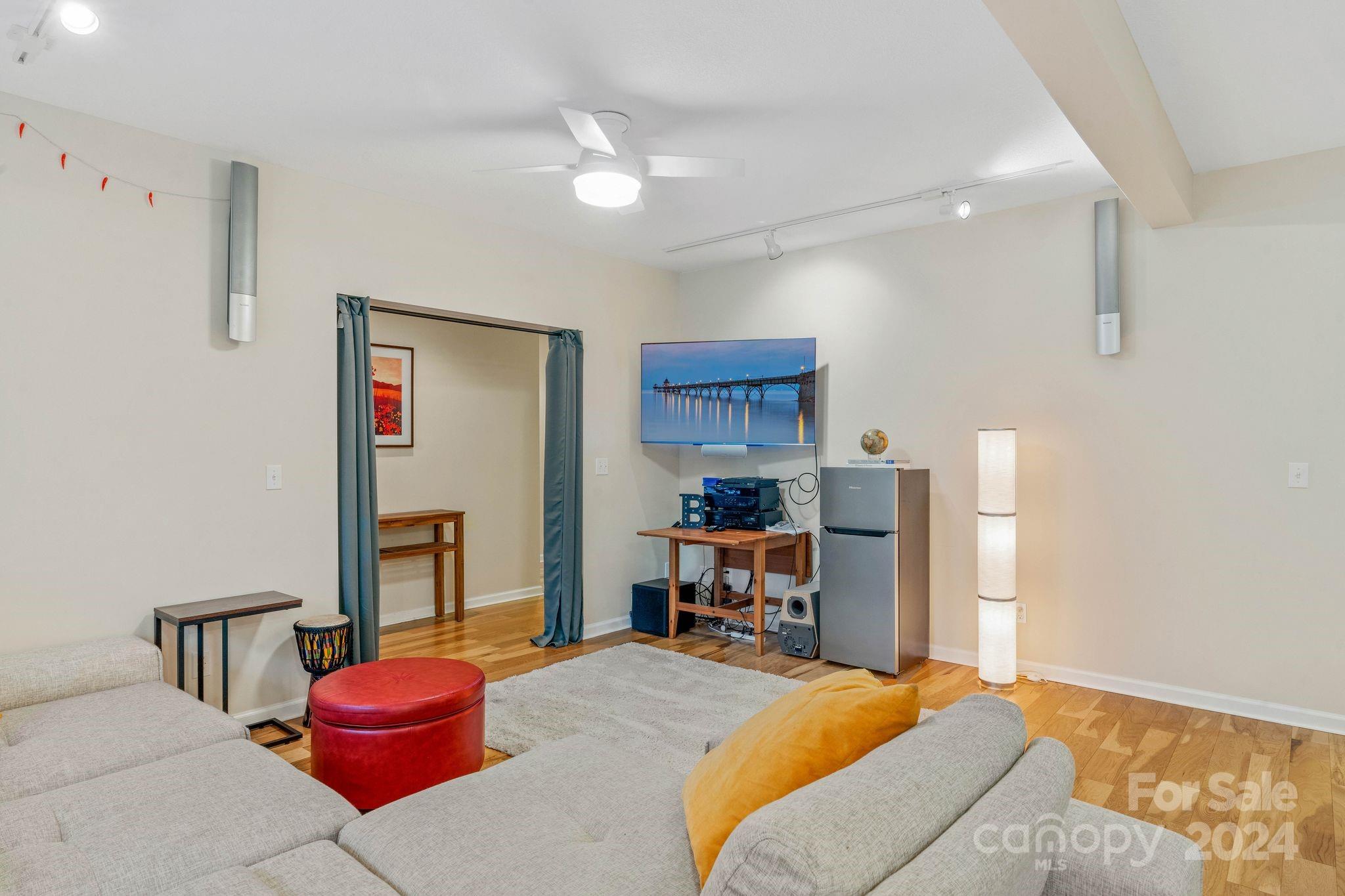 Mayfair Glen - Residential