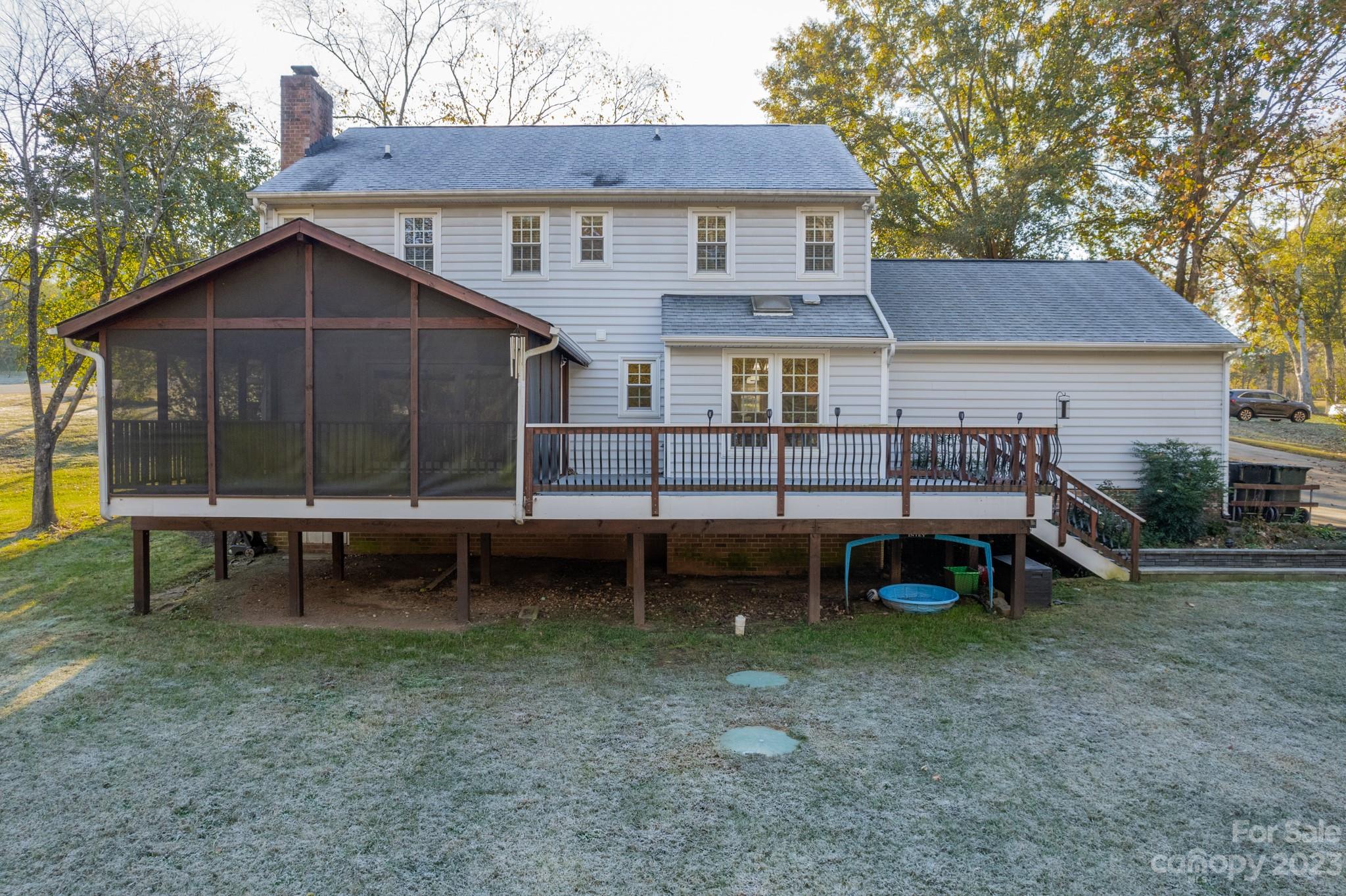 Carolando - Residential