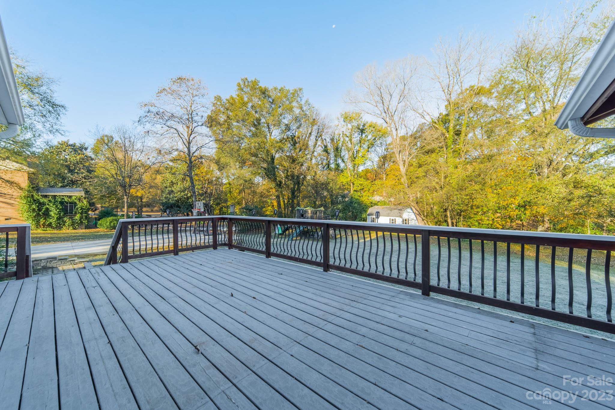 Carolando - Residential