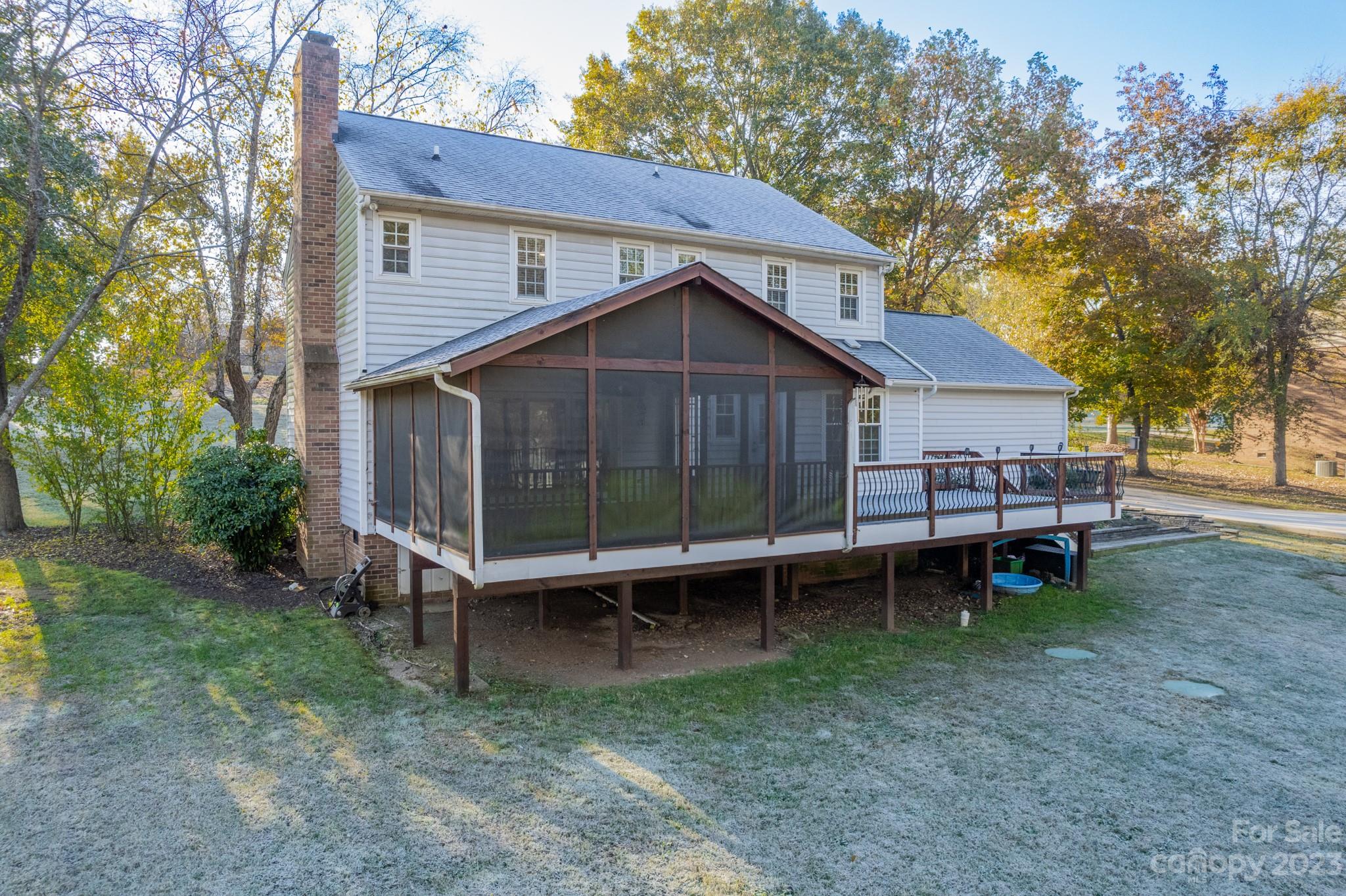 Carolando - Residential