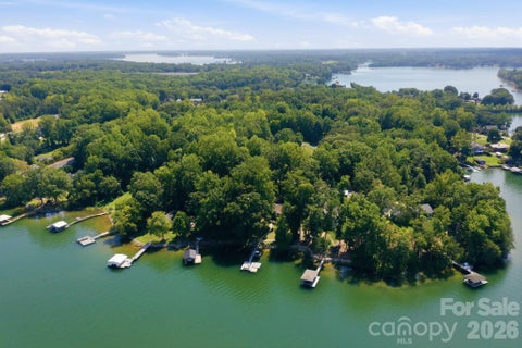 Photo of 4036 Rhynland Drive, Sherrills Ford, NC 28673 (MLS # 4425140)