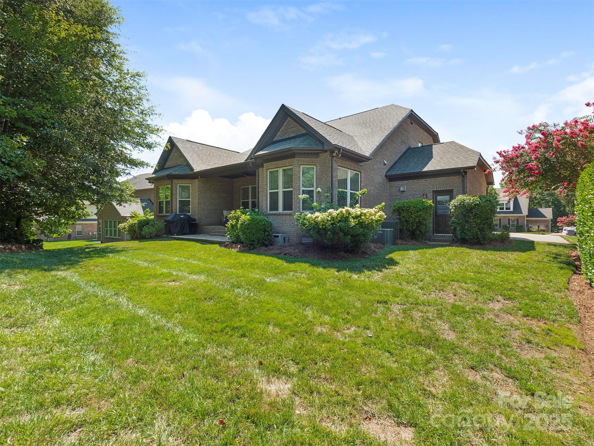 Barber Rock - Residential