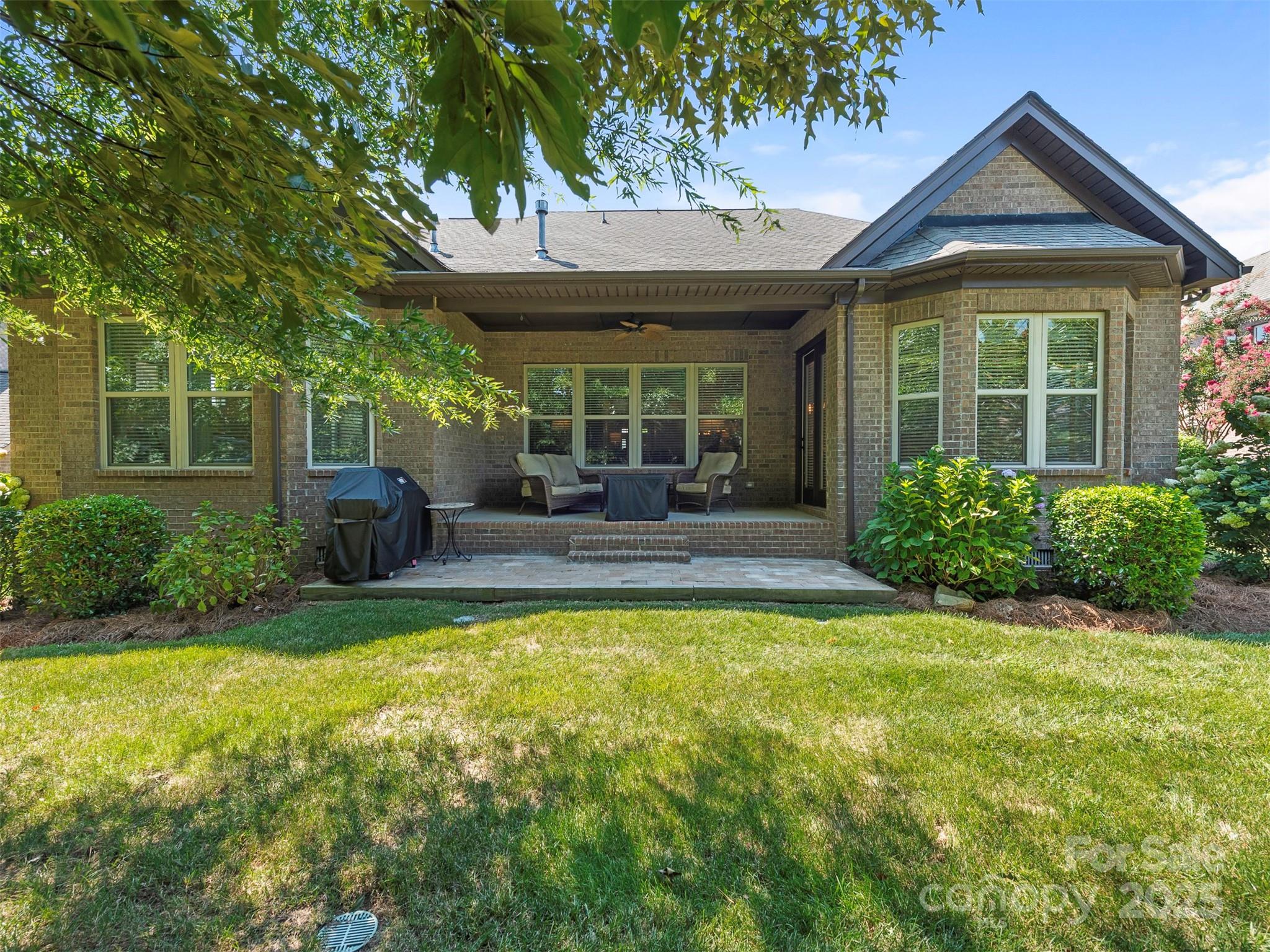 Barber Rock - Residential