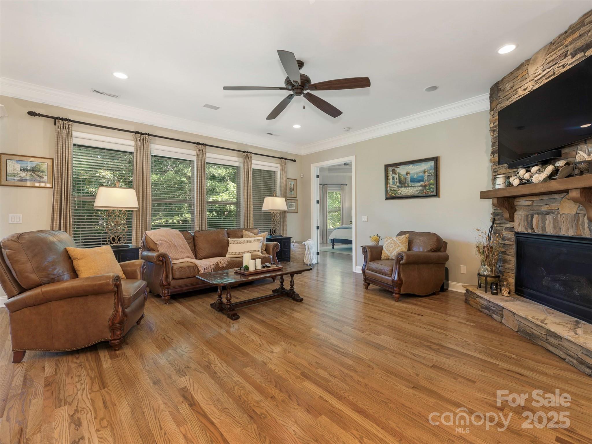 Barber Rock - Residential