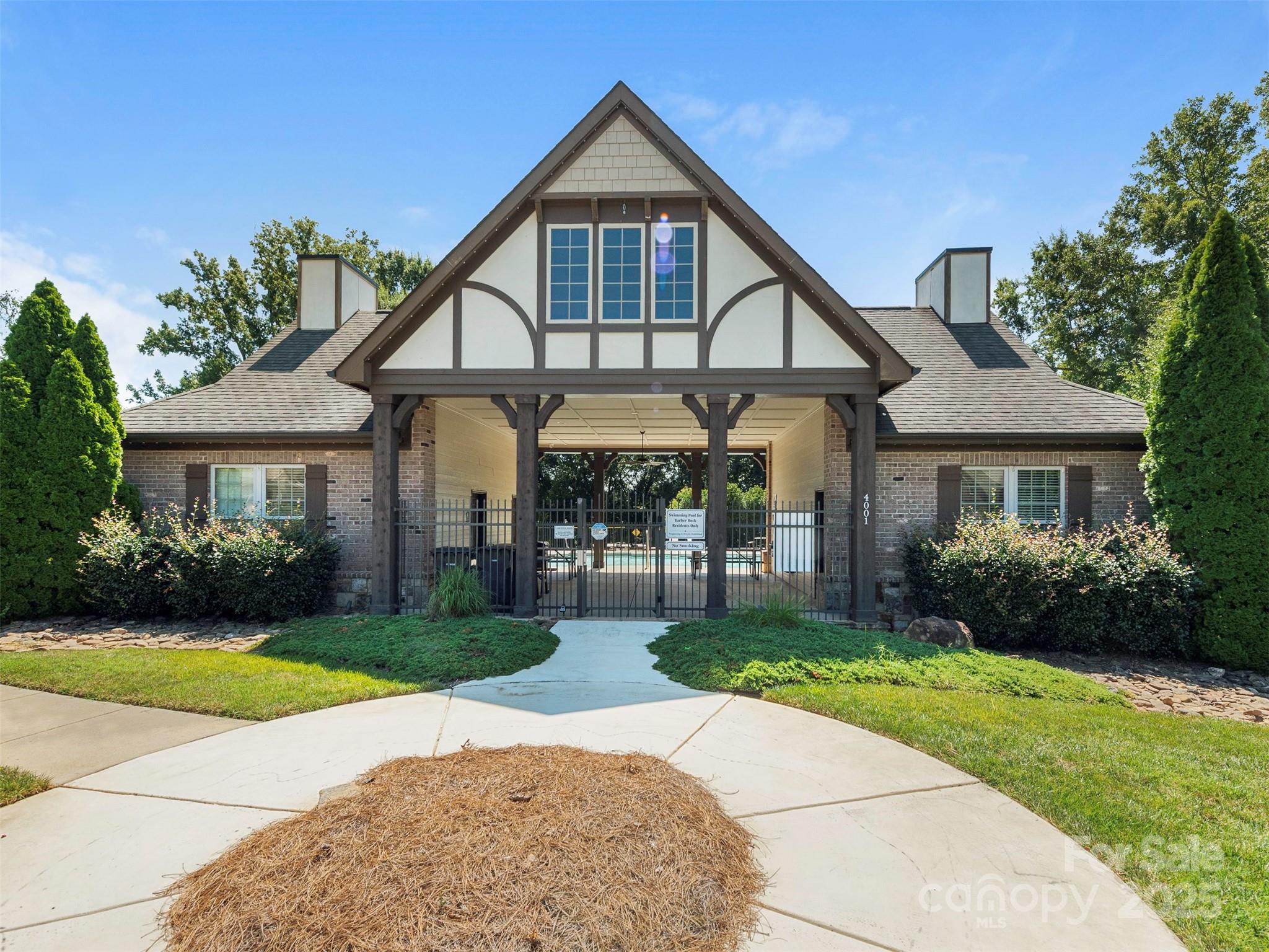 Barber Rock - Residential