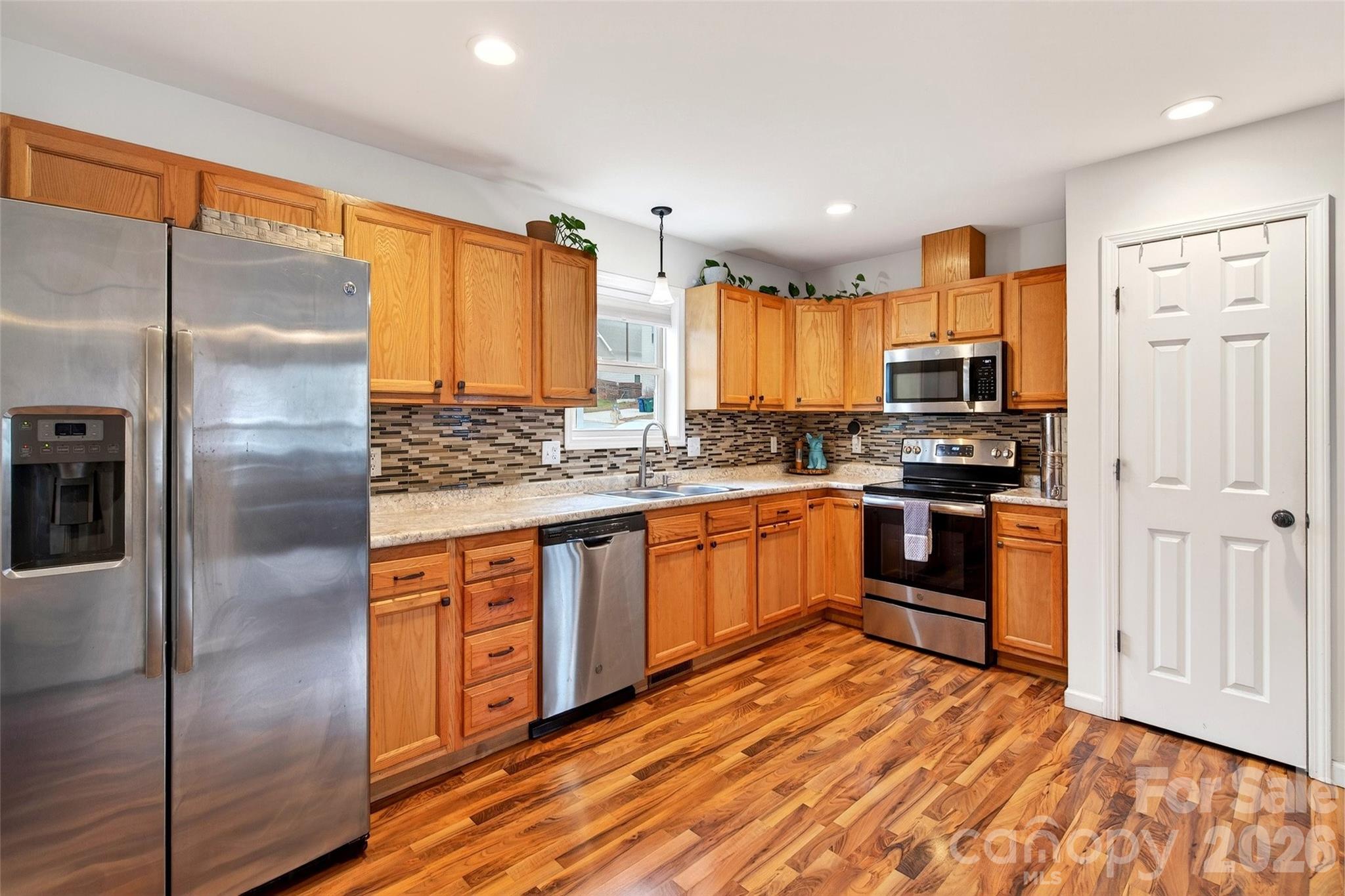 Lillie Farm Cove - Residential