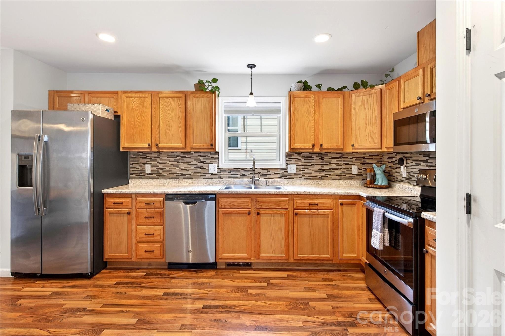 Lillie Farm Cove - Residential