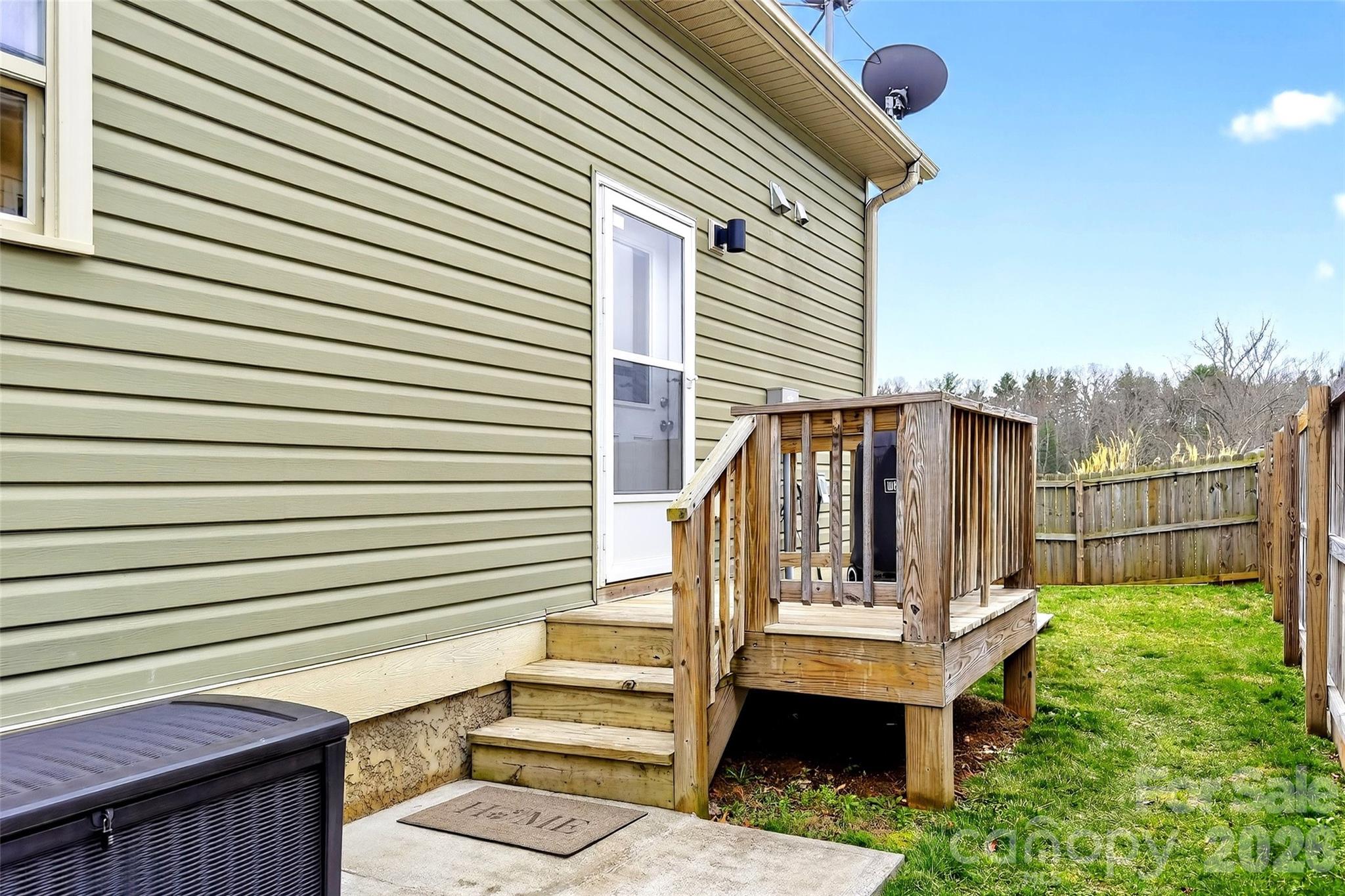 Lillie Farm Cove - Residential