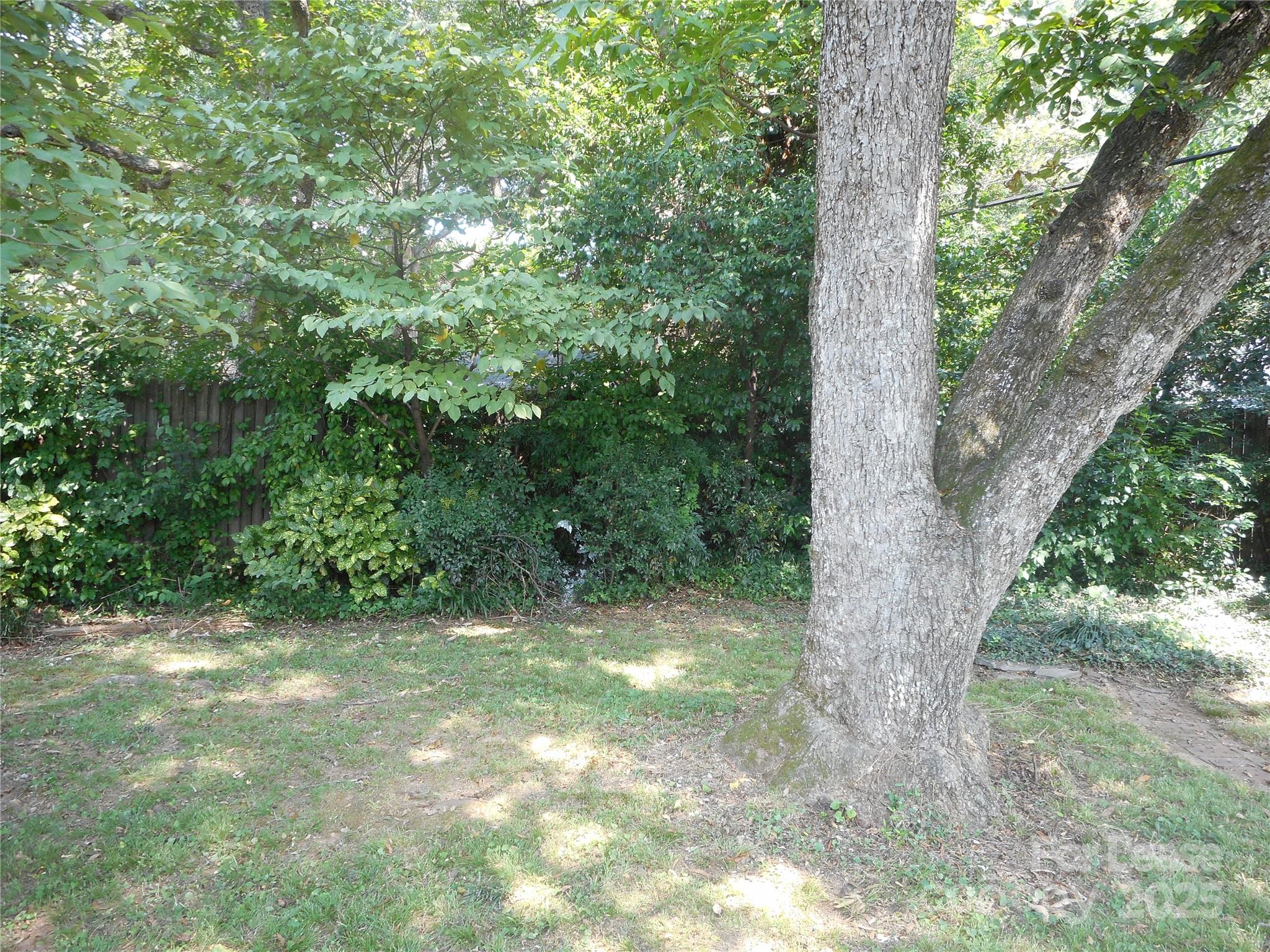 Eastway Park - Residential Lease