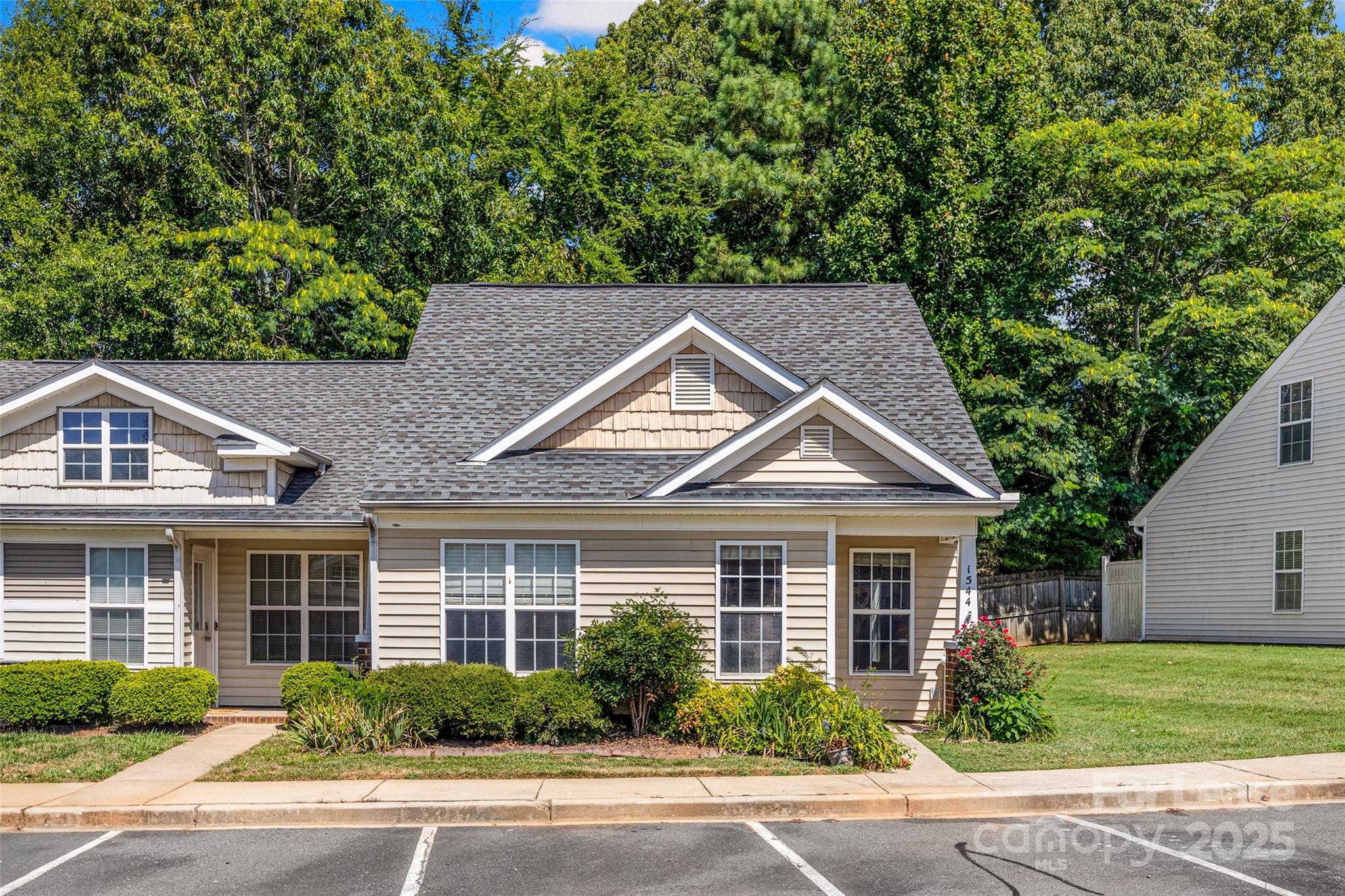 Olde Towne - Residential Lease