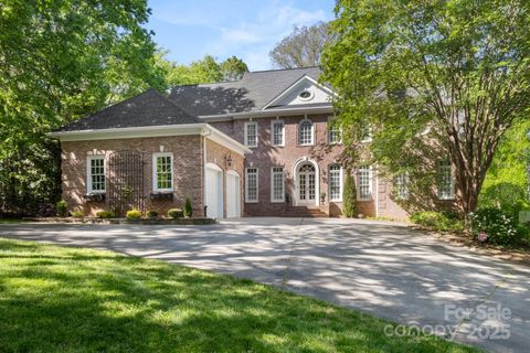 3819 Gleneagles Road Charlotte NC 28210