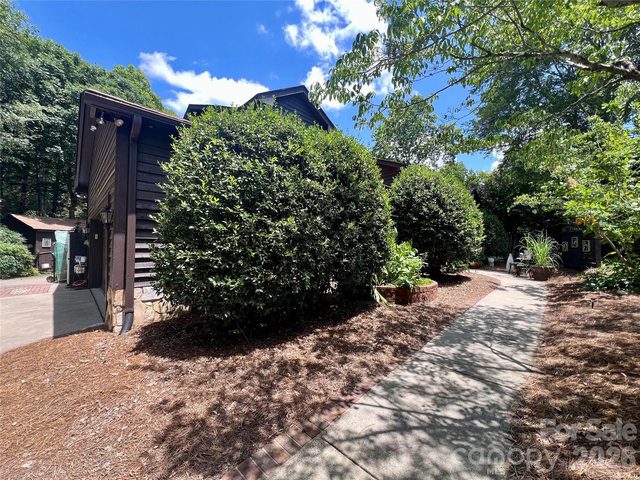 200 Foxlair Court