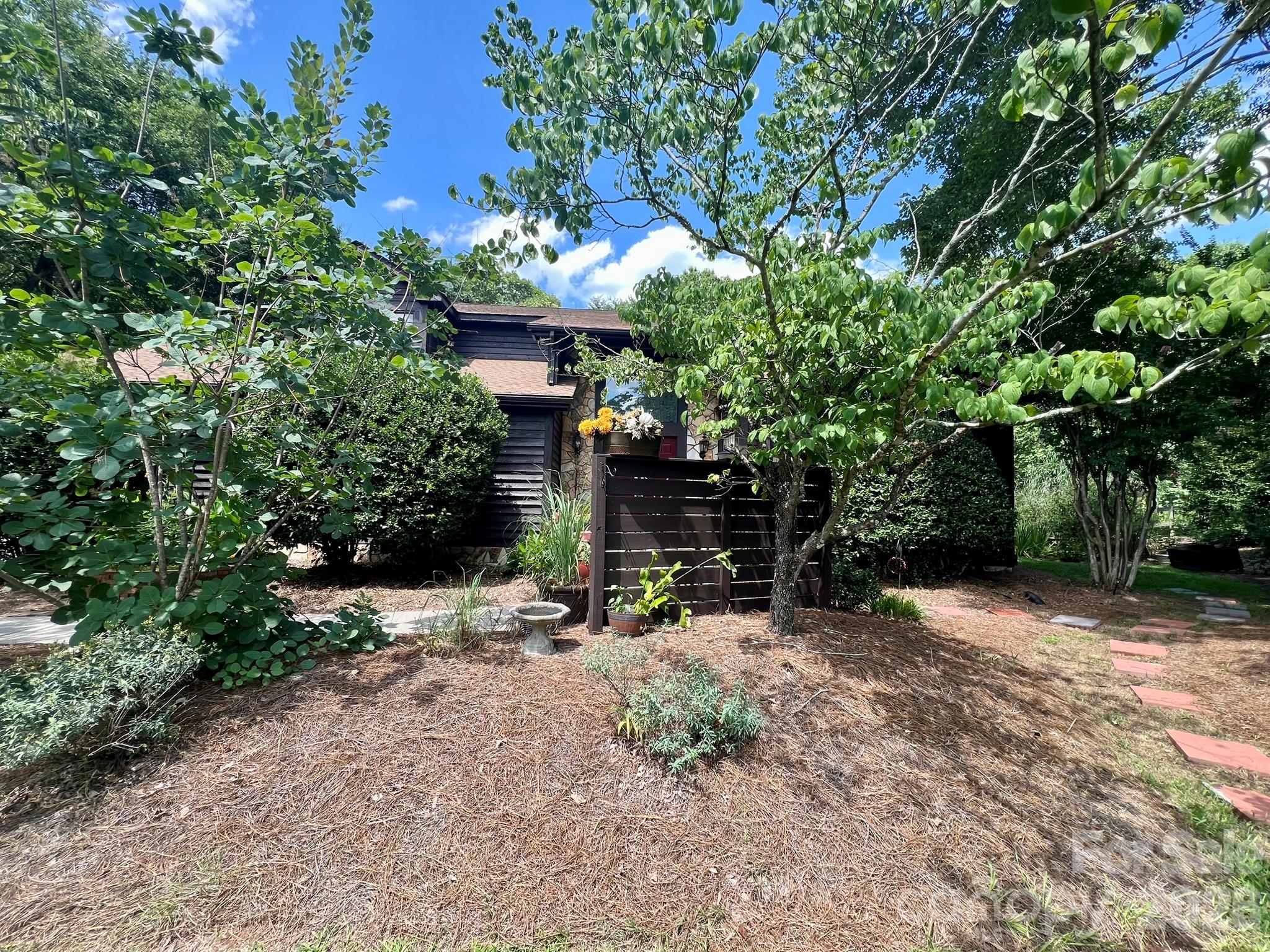 200 Foxlair Court