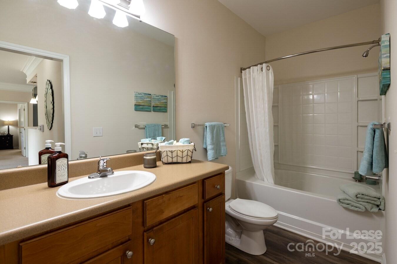 Mooresville, North Carolina 28117, United States, 3 Bedrooms Bedrooms, ,2 BathroomsBathrooms,Residential,Active,222829