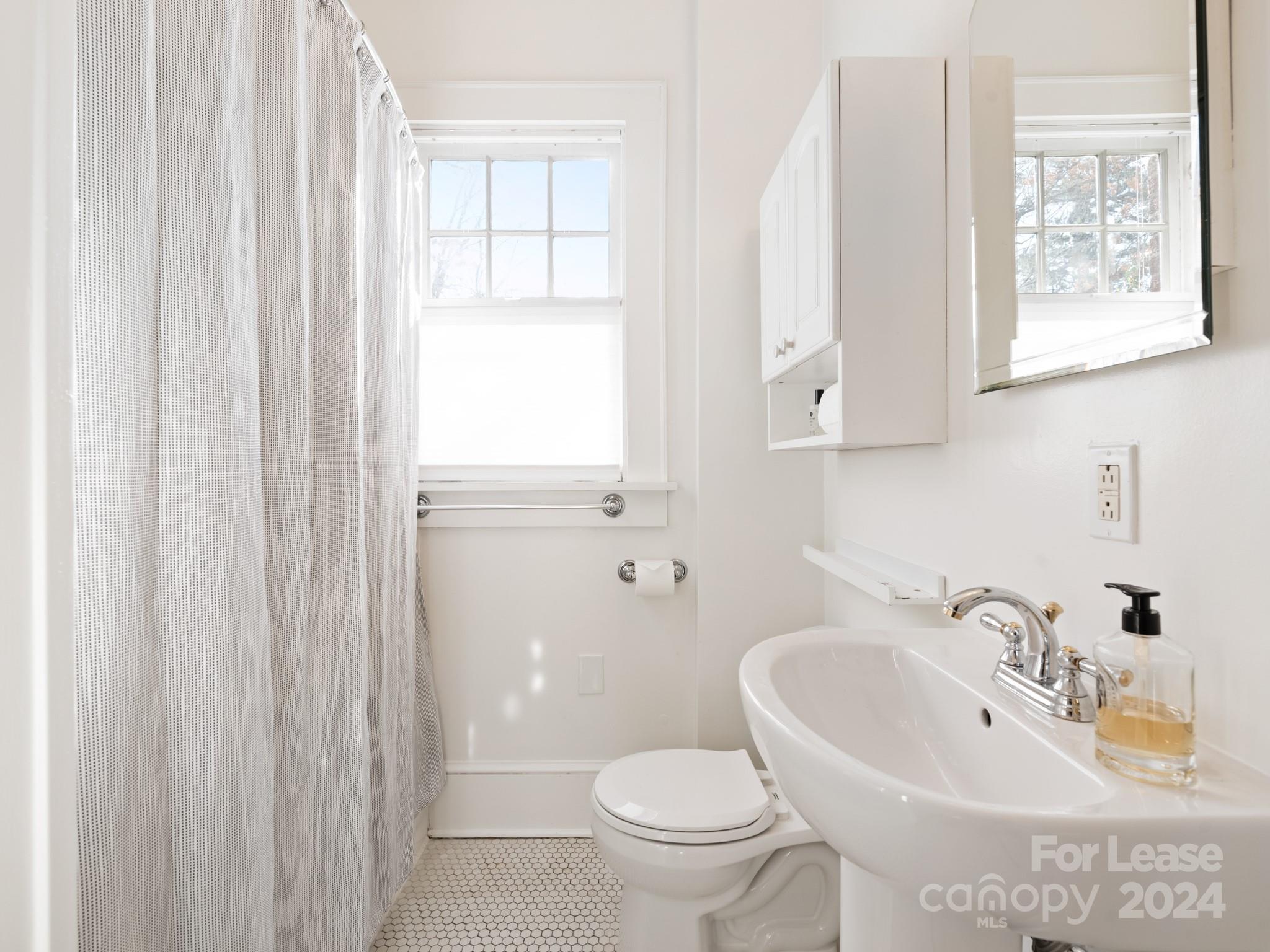 Elizabeth Condos - Residential Lease