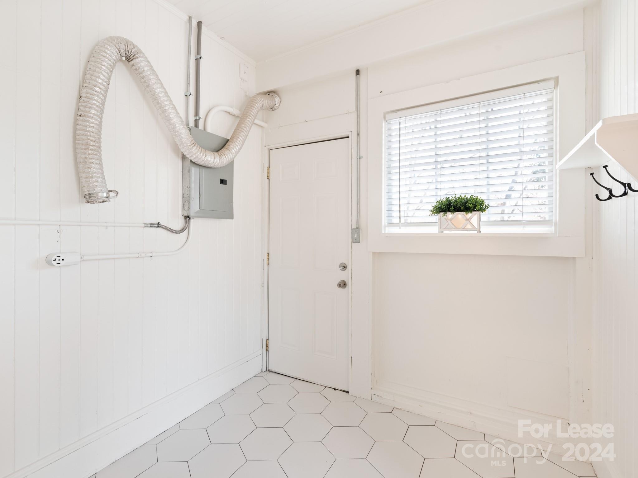 Elizabeth Condos - Residential Lease