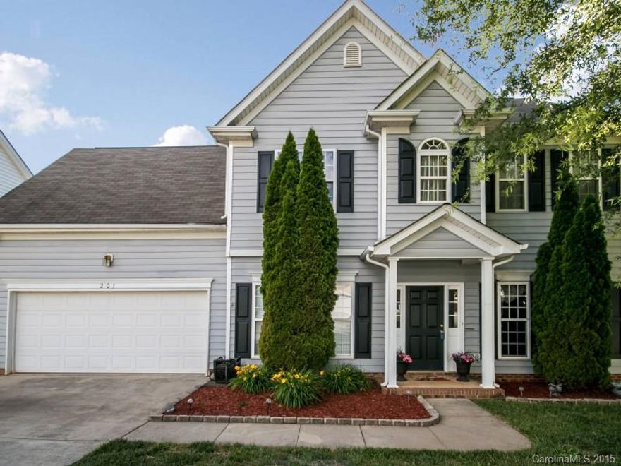 Can't miss updated home on corner lot! Home in wonderful community just a short drive to shopping & downtown Mooresville. NEW Carpet just installed! Updated lighting, fans, kitchen sink, doors & dual zone programmable thermostats! Open layout btwn kitchen, breakfast & great room. Kitchen features stainless appliances & pantry. Formal Dining Rm. Spacious Master Suite w/ trey ceiling, WIC & private bath. Large 4th BDRM/Bonus. Large fenced in backyard w/ patio! 2 Car Garage! Tankless Water Heater!