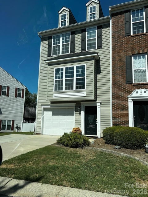 Photo of 2126 Midnight Blue Lane, Fort Mill, SC 29708 (MLS # 4426589)