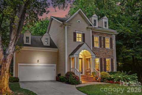 Photo of 7814 Hollow Oaks Lane, Waxhaw, NC 28173 (MLS # 4406553)