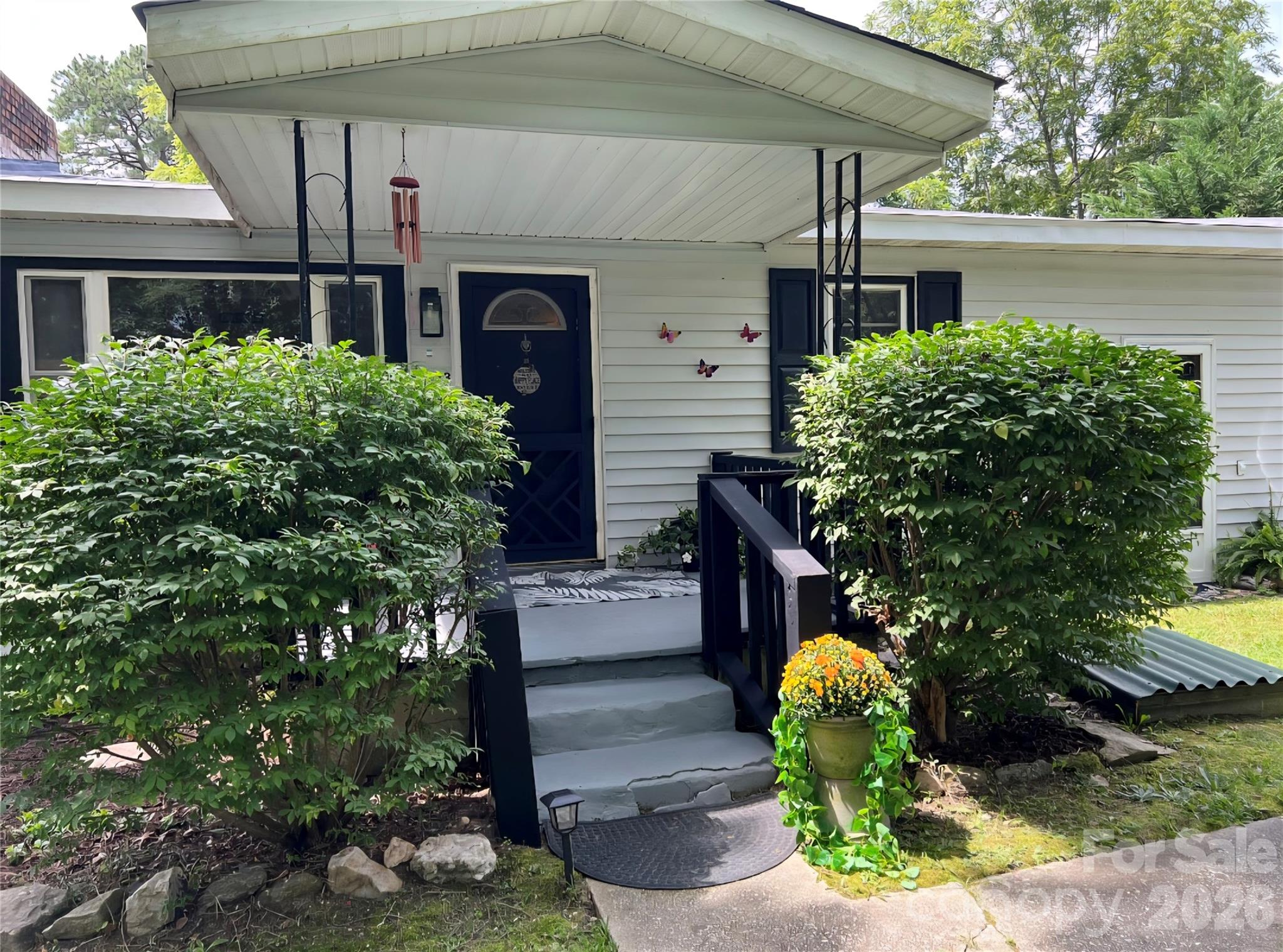 1323 Locust Grove Road