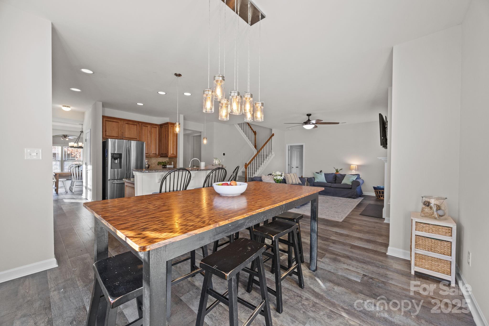 3216 Bridgewick Road