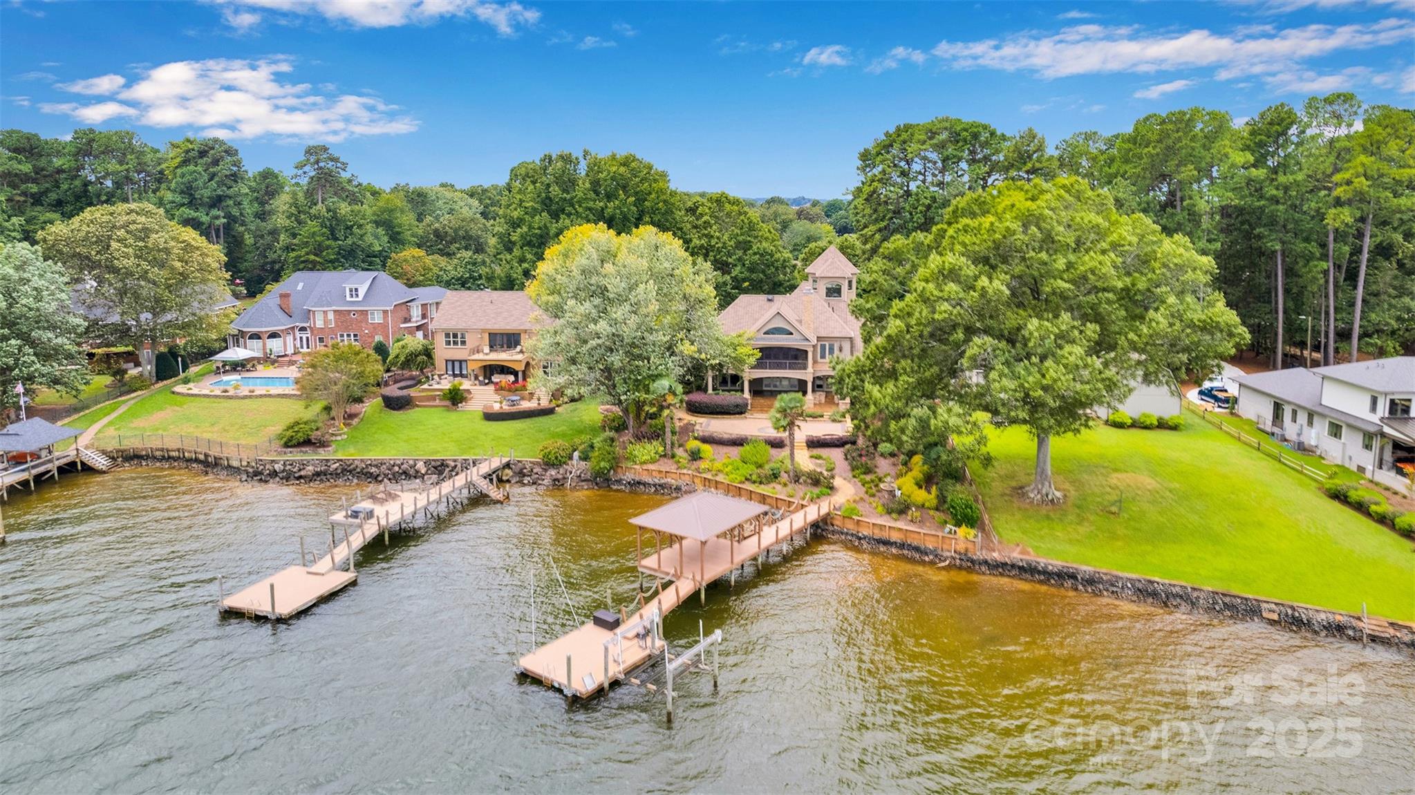 Island Forest - Residential