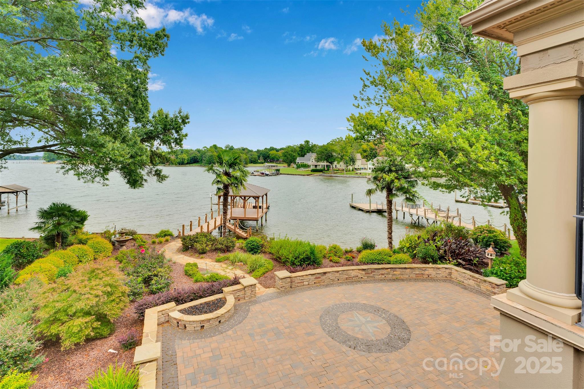 Island Forest - Residential