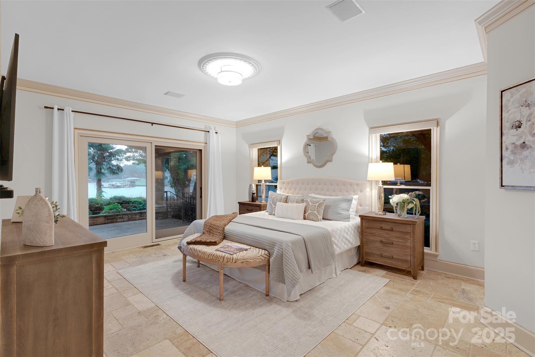 Island Forest - Residential