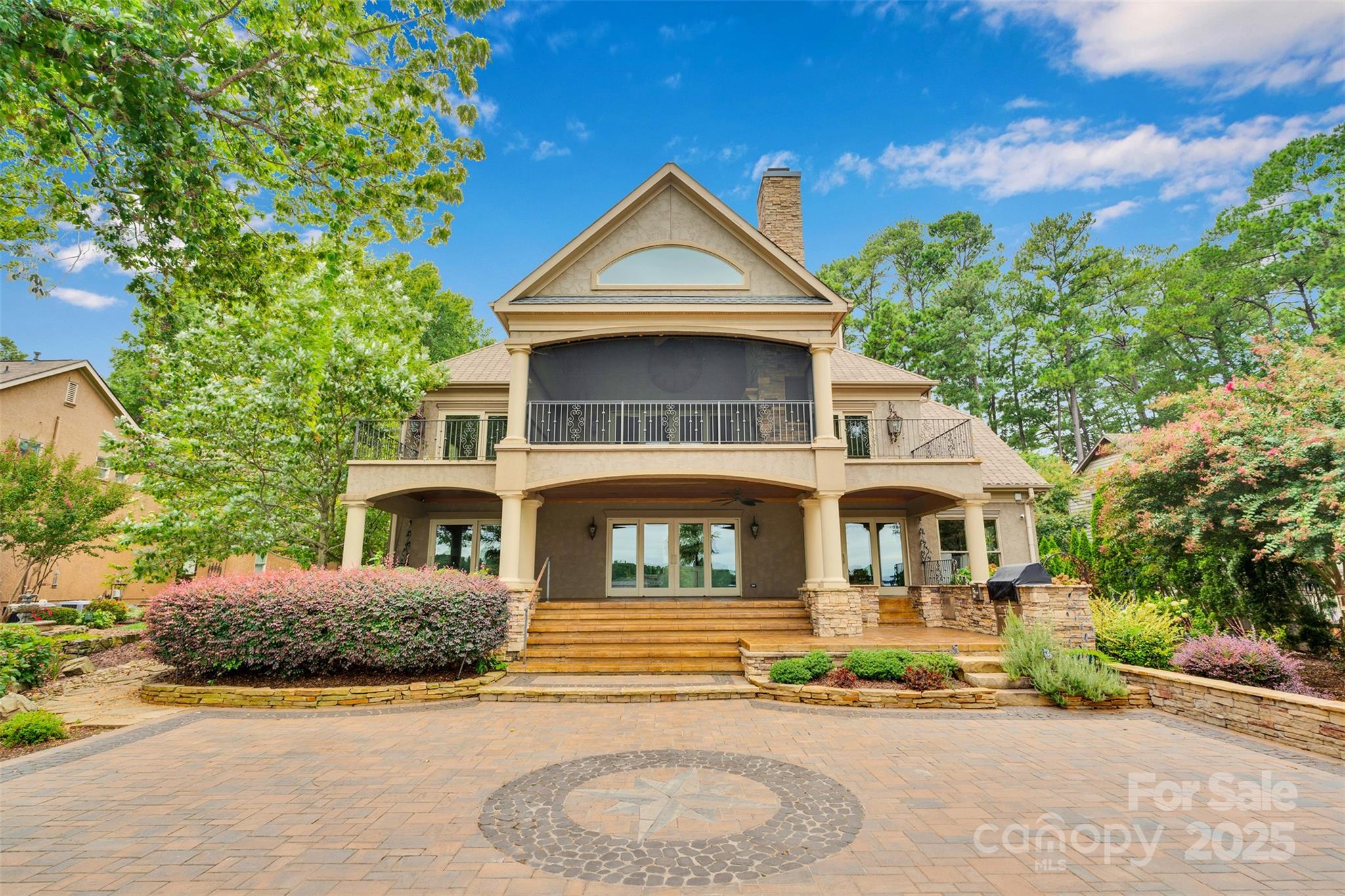 Island Forest - Residential