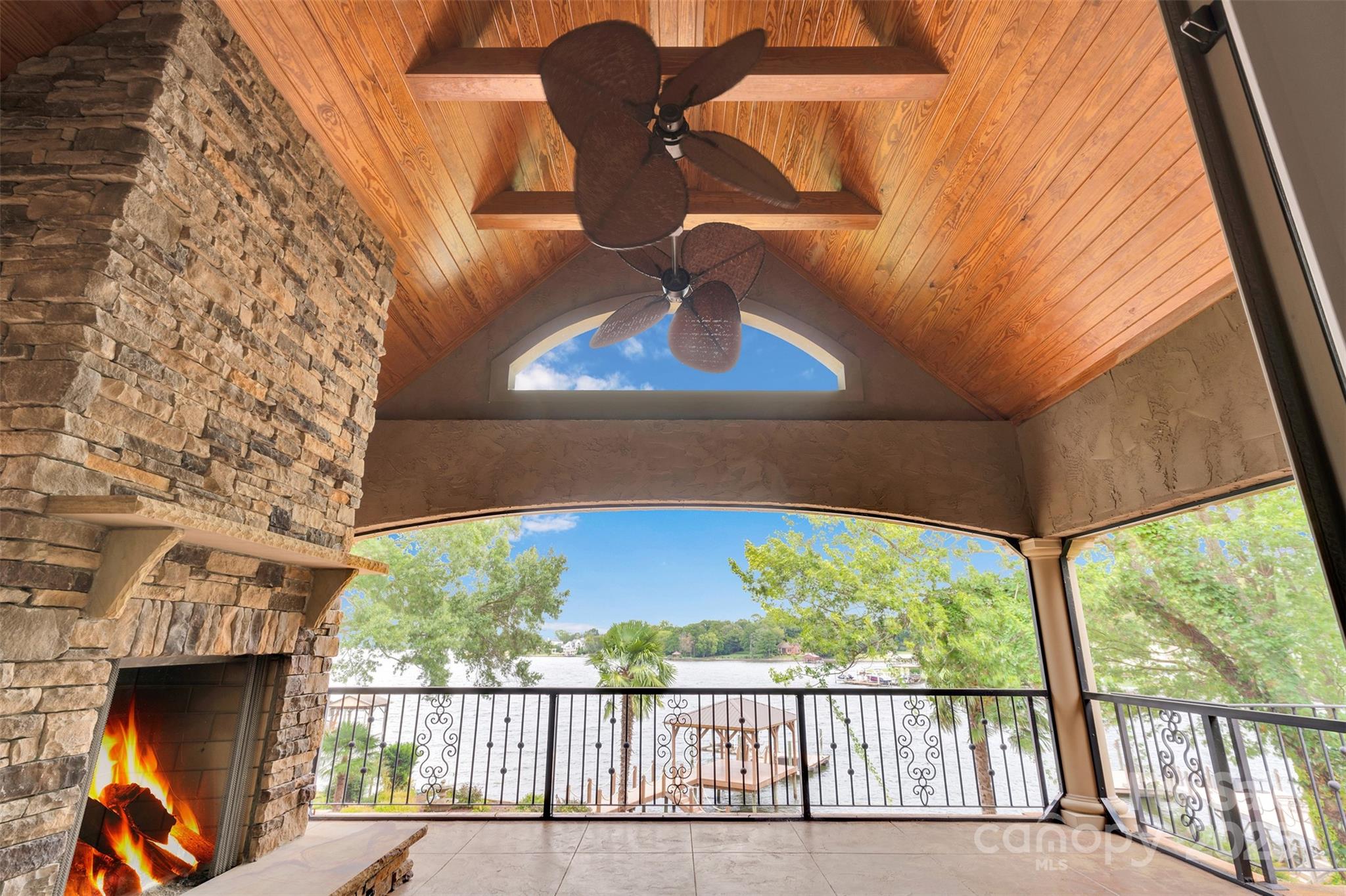 Island Forest - Residential