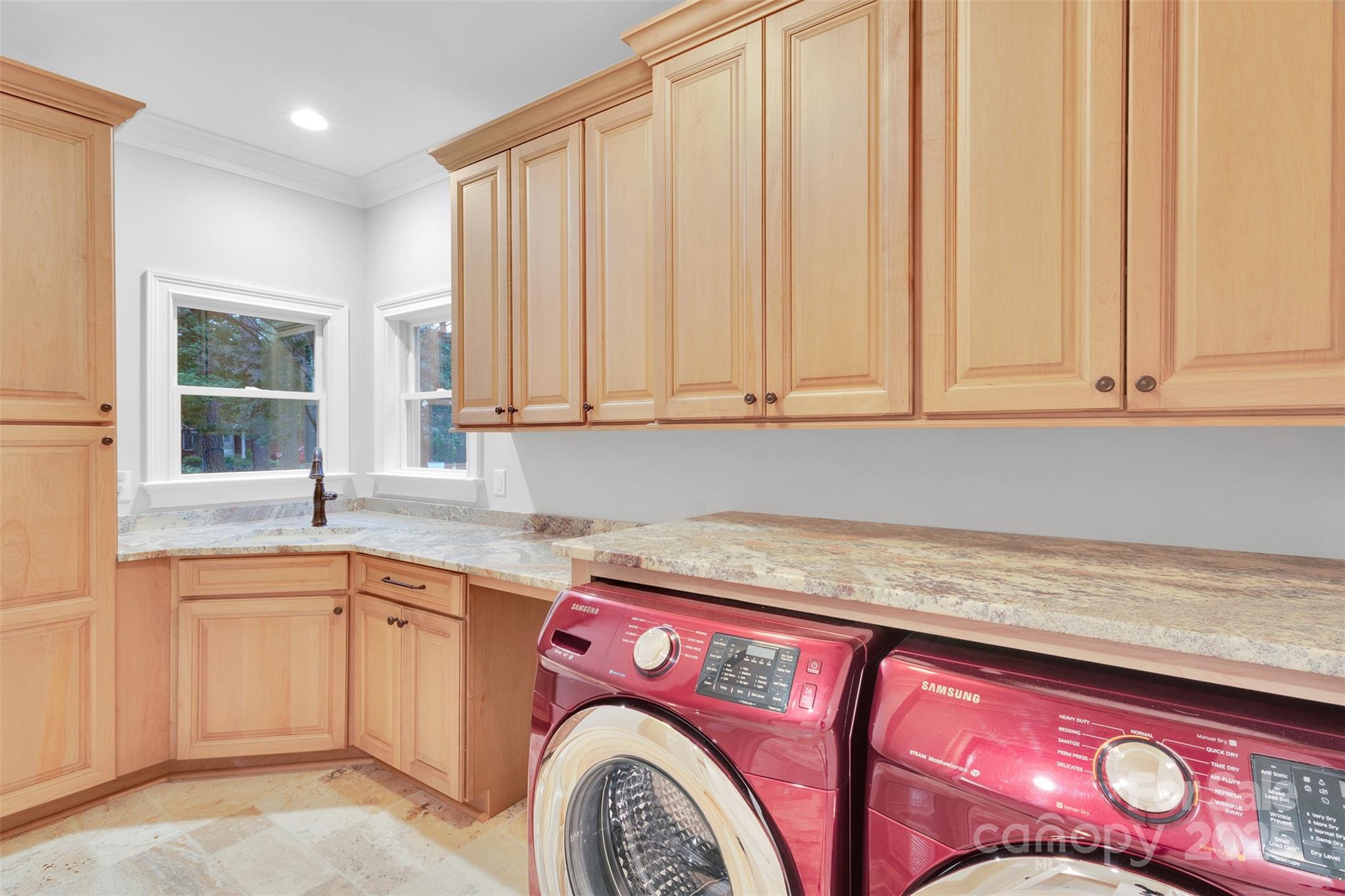 Island Forest - Residential