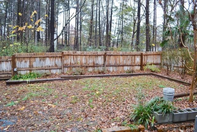 Foxwood Village - Residential