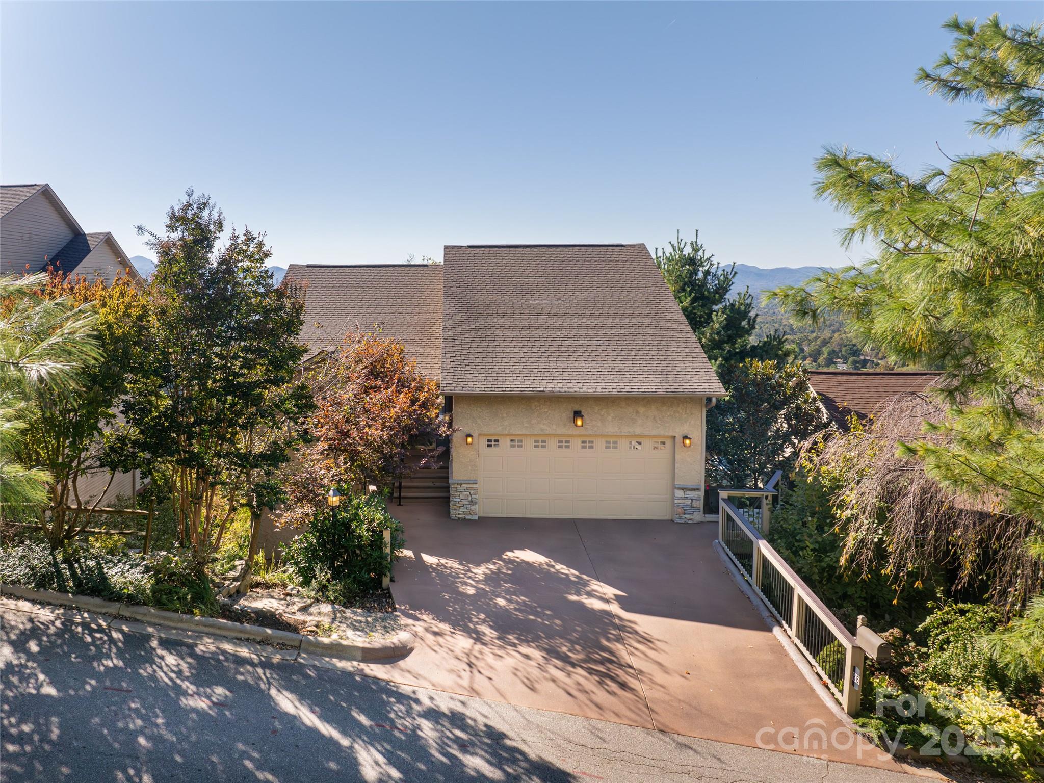 86 Distant View Drive