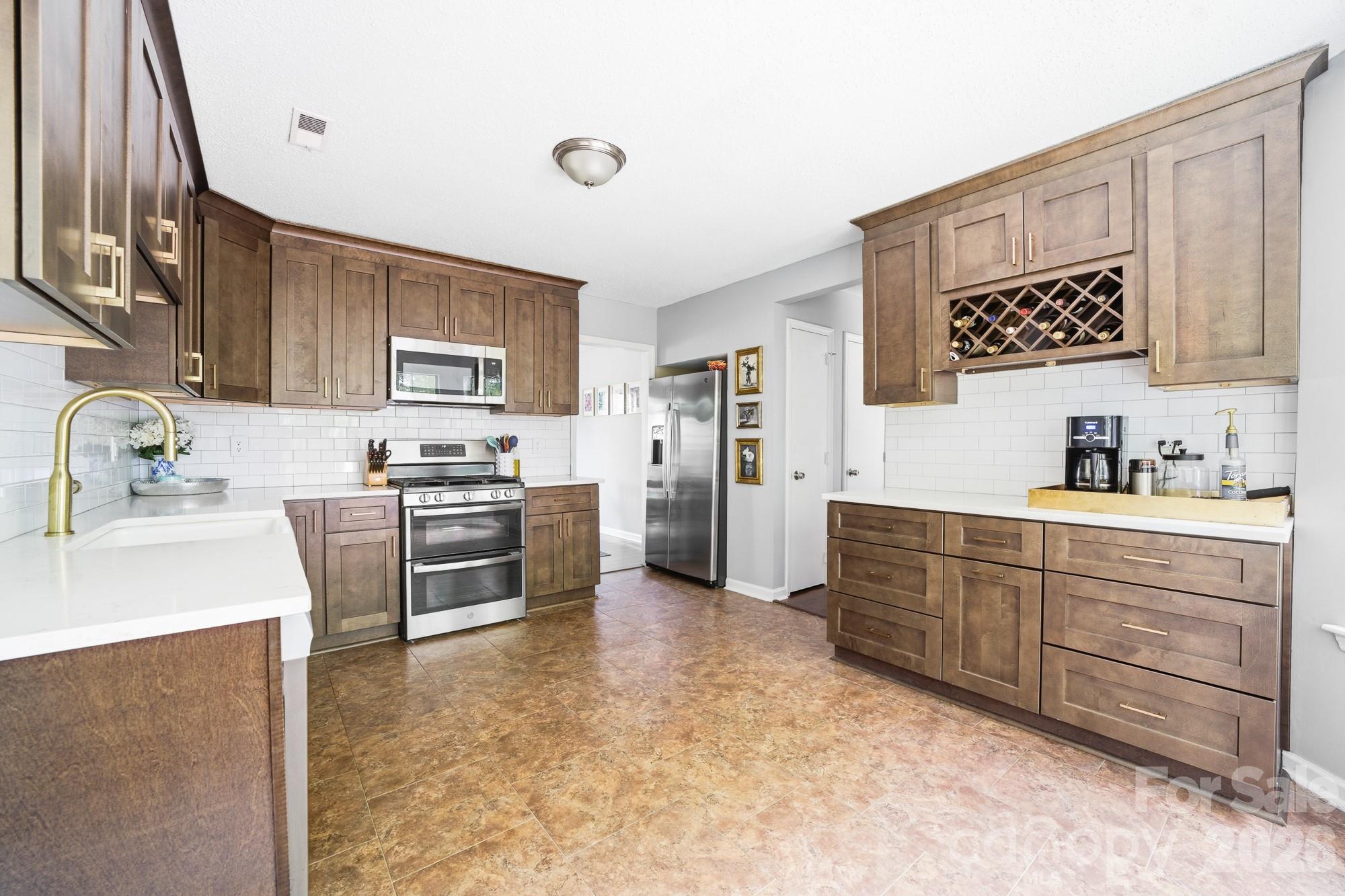 Provincetowne - Residential