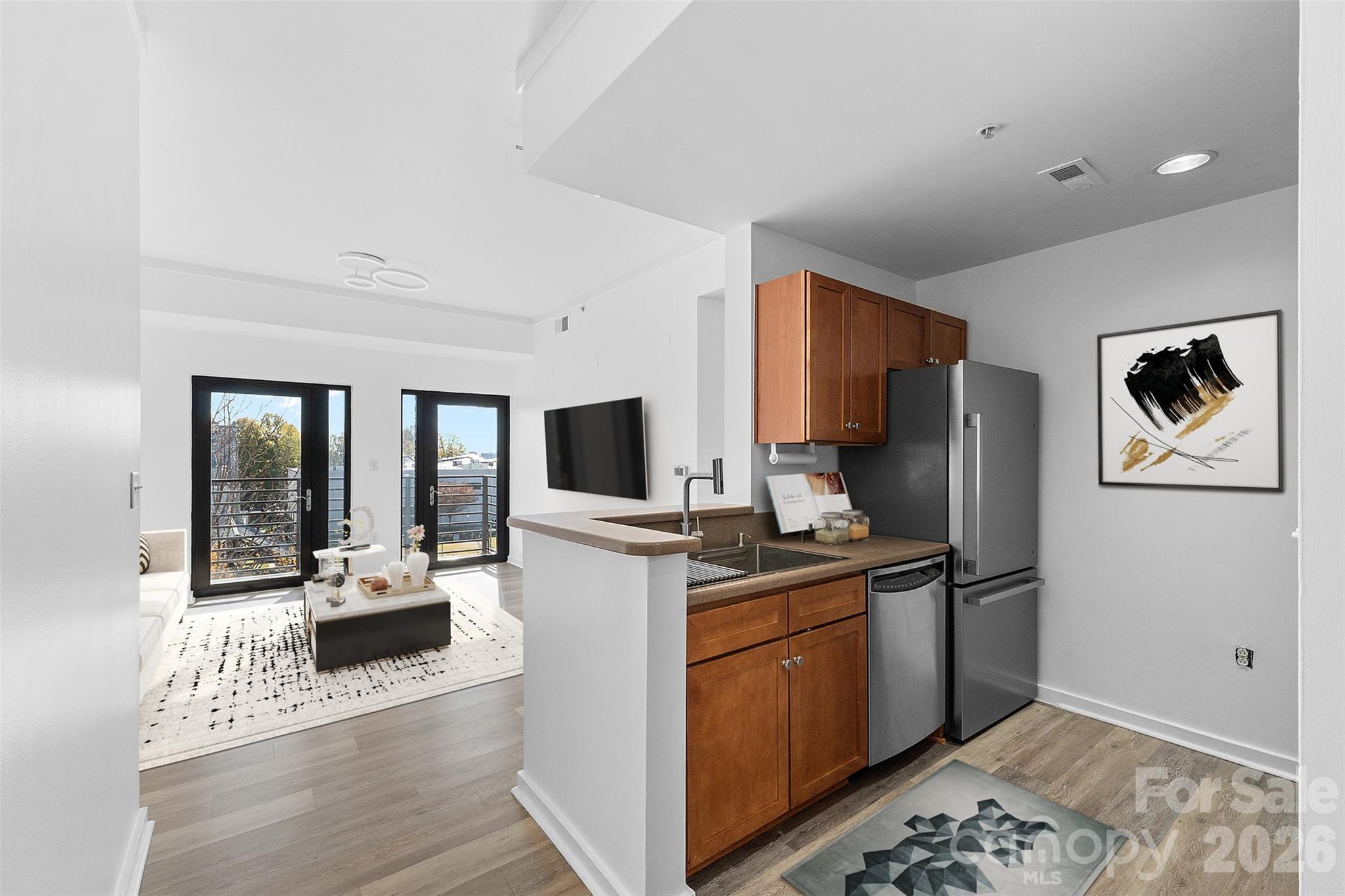 715 N Church Street 502