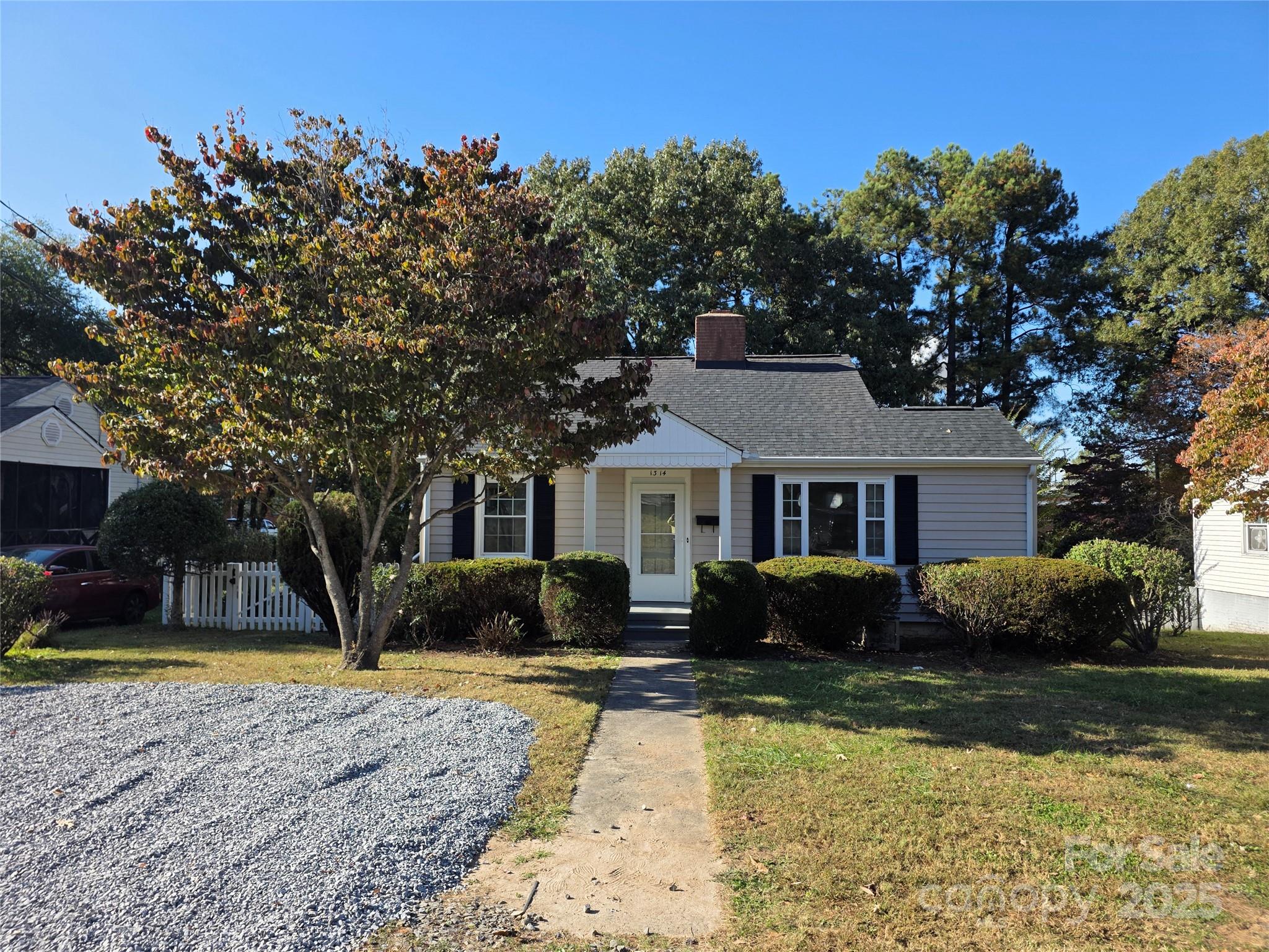 1314 Poston Circle