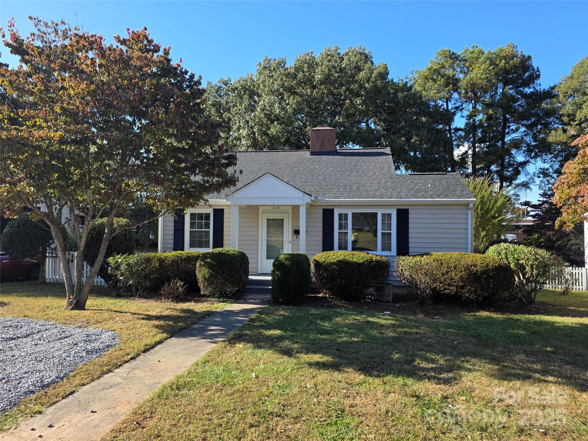1314 Poston Circle