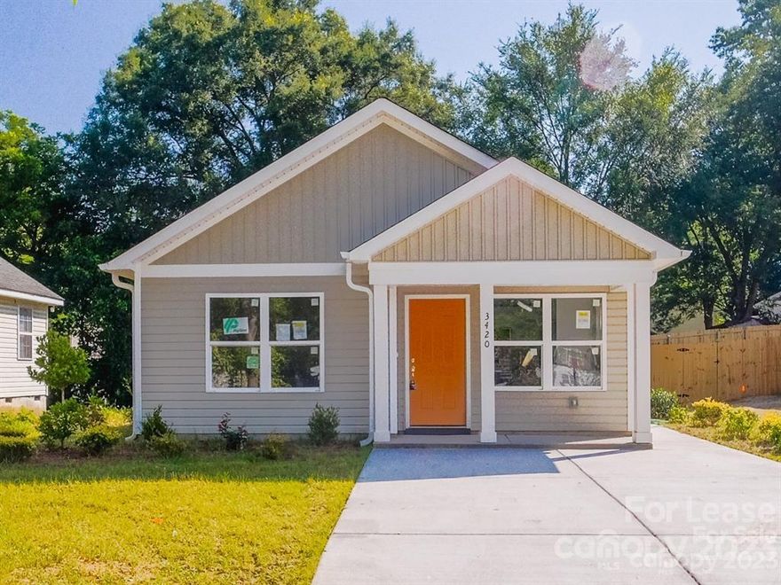 This beautiful New construction has an inviting Open Floorplan. Walk into a generously sized kitchen open to living room, vaulted ceilings, complete with custom cabinets, center island/breakfast bar, and stunning granite countertops. This property includes a washer & dryer, dishwasher, garbage disposal, and yard maintenance. 
Large private fenced back yard Easy and access to Steward Creek Greenway. This home is conveniently located 7 minutes from Uptown Charlotte, and 10 minutes from the airport.