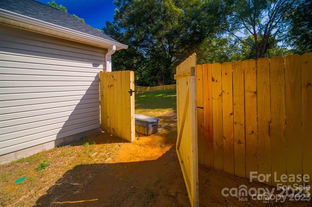 Lakewood - Residential Lease