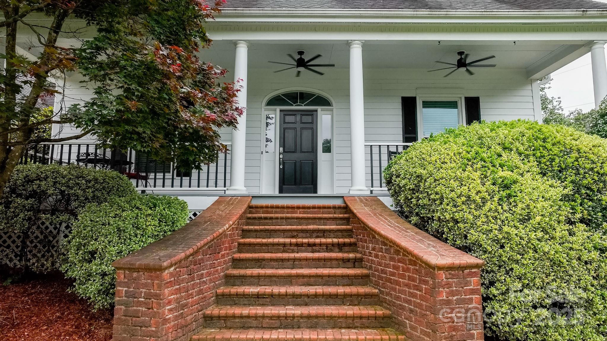 19523 Sunnypoint Court